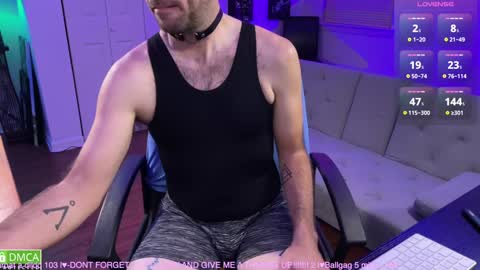 Snapshot of bricktiger chatting on December 7, 2:42 am BrickTiger online show from December 7, 2:42 am