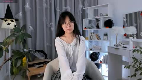 Hanna online show from November 3, 1:19 am