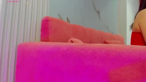    online show from September 25, 12:09 pm