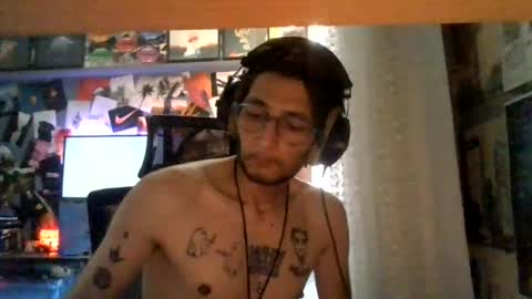 brighteyes3137 online show from August 8, 11:23 am