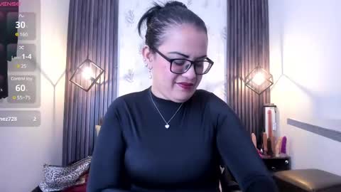 Snapshot of brigittemiller chatting on February 10, 4:36 pm BRIGITTE online show from February 10, 4:36 pm