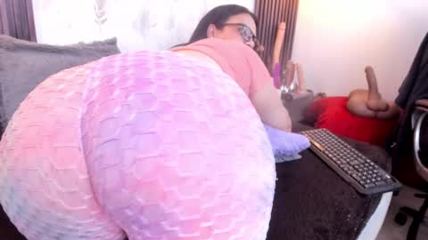 Snapshot of brigittemiller chatting on September 15, 4:51 pm BRIGITTE online show from September 15, 4:51 pm