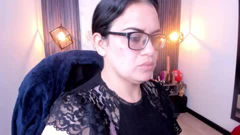 Snapshot of brigittemiller chatting on October 13, 3:01 pm BRIGITTE online show from October 13, 3:01 pm