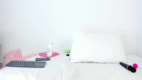 BrigitteWright online show from November 28, 10:34 pm