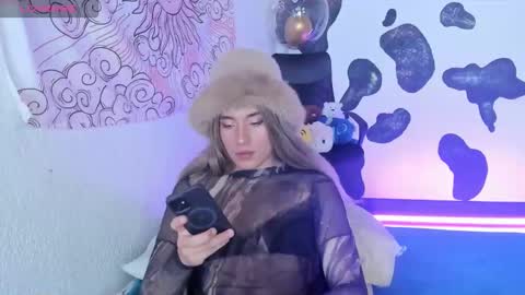 bri online show from December 22, 3:42 pm