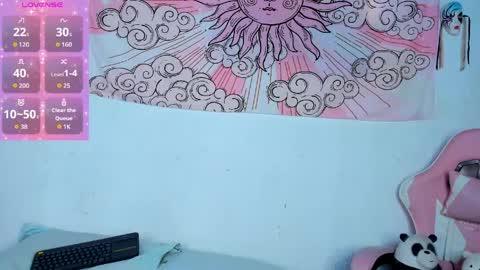 Snapshot of brihanna_cooper chatting on May 17, 2:02 pm bri online show from May 17, 2:02 pm