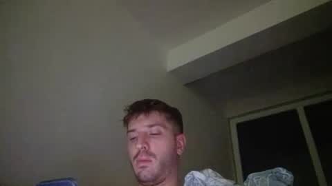 brii0000 online show from January 10, 11:18 pm