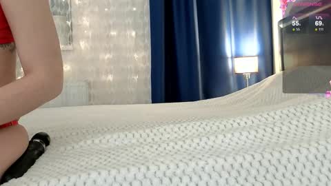 Snapshot of brilliant_kiss chatting on January 5, 6:11 pm brilliant_kiss online show from January 5, 6:11 pm