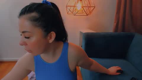 brilliantegirl_ online show from March 30, 6:47 am