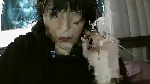 Snapshot of brina_moon chatting on February 17, 5:04 am Brina Moon online show from February 17, 5:04 am