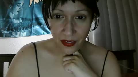 Snapshot of brina_moon chatting on December 15, 5:55 am Brina Moon online show from December 15, 5:55 am