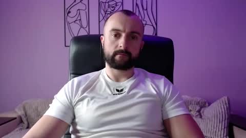 Snapshot of brindlefly69 chatting on January 28, 11:38 am brindlefly69 online show from January 28, 11:38 am