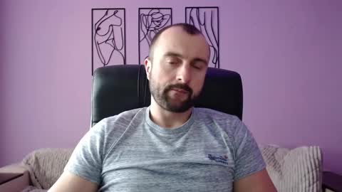 Snapshot of brindlefly69 chatting on February 10, 11:25 am brindlefly69 online show from February 10, 11:25 am