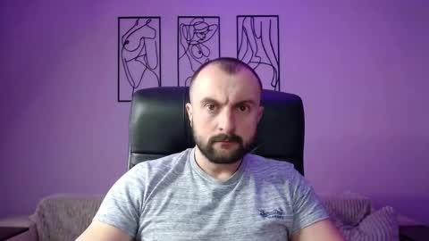 Snapshot of brindlefly69 chatting on February 24, 2:48 pm brindlefly69 online show from February 24, 2:48 pm