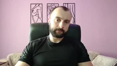 Snapshot of brindlefly69 chatting on March 7, 11:40 am brindlefly69 online show from March 7, 11:40 am