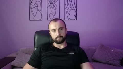 Snapshot of brindlefly69 chatting on September 9, 11:43 am brindlefly69 online show from September 9, 11:43 am