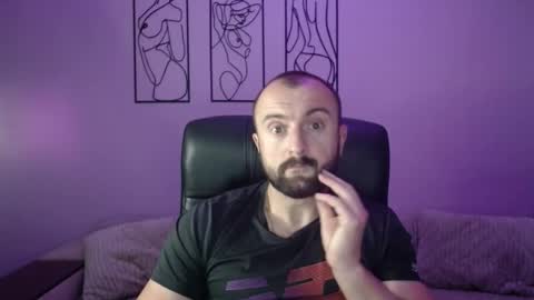 Snapshot of brindlefly69 chatting on October 7, 10:34 am brindlefly69 online show from October 7, 10:34 am