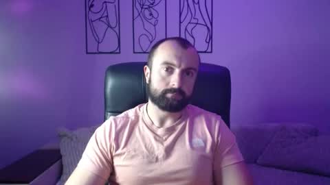 Snapshot of brindlefly69 chatting on October 22, 11:43 am brindlefly69 online show from October 22, 11:43 am