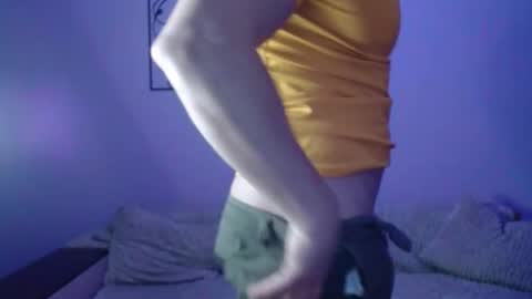 Snapshot of brindlefly69 chatting on November 26, 1:56 pm brindlefly69 online show from November 26, 1:56 pm