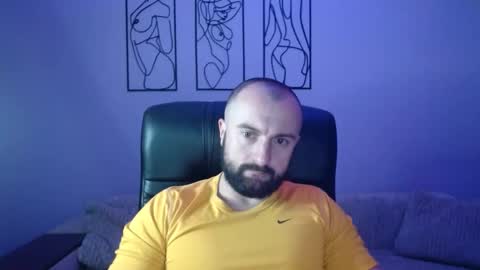 Snapshot of brindlefly69 chatting on December 1, 11:48 am brindlefly69 online show from December 1, 11:48 am