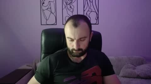 Snapshot of brindlefly69 chatting on December 18, 11:38 am brindlefly69 online show from December 18, 11:38 am