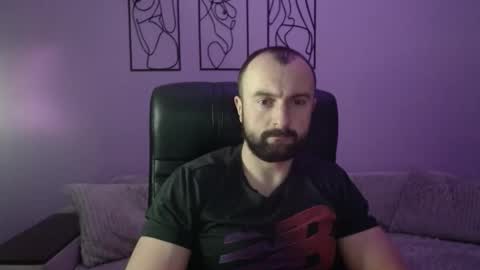 Snapshot of brindlefly69 chatting on December 19, 2:02 pm brindlefly69 online show from December 19, 2:02 pm