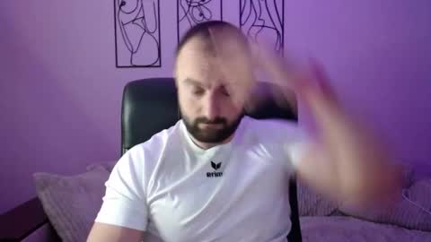 Snapshot of brindlefly69 chatting on January 14, 11:27 am brindlefly69 online show from January 14, 11:27 am