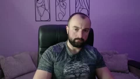 Snapshot of brindlefly69 chatting on February 6, 11:57 am brindlefly69 online show from February 6, 11:57 am