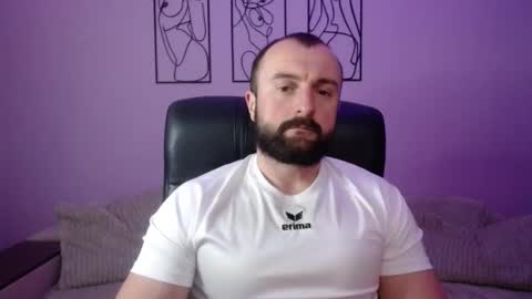 Snapshot of brindlefly69 chatting on April 17, 10:29 am brindlefly69 online show from April 17, 10:29 am