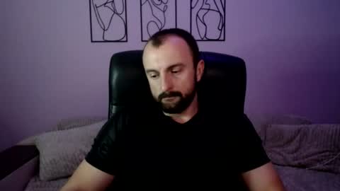 brindlefly69 online show from June 17, 10:28 am