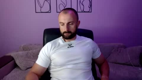 brindlefly69 online show from June 23, 10:35 am