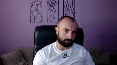 brindlefly69 online show from June 24, 10:36 am