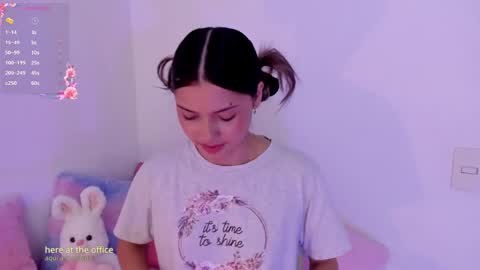 Snapshot of brisa_blue chatting on April 30, 8:37 pm Brisa online show from April 30, 8:37 pm