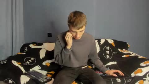 Snapshot of bristlebback chatting on October 16, 6:20 pm bristlebback online show from October 16, 6:20 pm