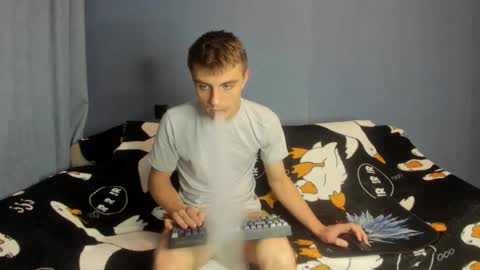 Snapshot of bristlebback chatting on October 17, 5:15 pm bristlebback online show from October 17, 5:15 pm