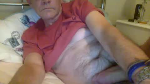 Snapshot of brital100 chatting on December 23, 12:57 am brital100 online show from December 23, 12:57 am