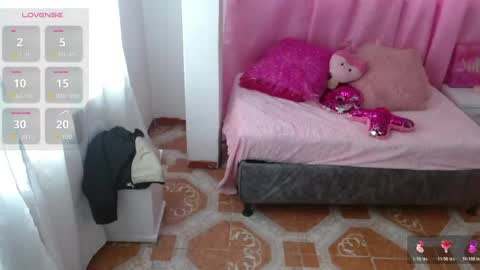 britannie_ online show from May 15, 12:34 pm
