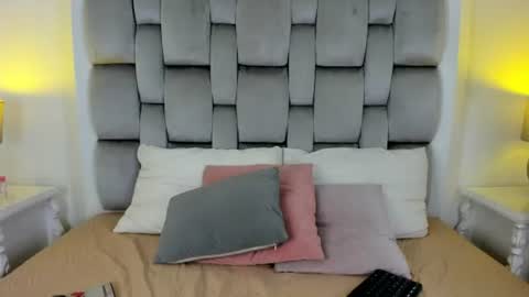 Snapshot of britanny_77 chatting on June 17, 7:59 pm britanny_77 online show from June 17, 7:59 pm