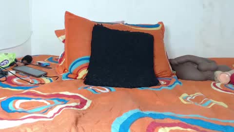 Snapshot of britanylee_01 chatting on February 19, 12:55 pm britanylee 01 online show from February 19, 12:55 pm