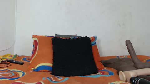 Snapshot of britanylee_01 chatting on February 25, 10:26 am britanylee 01 online show from February 25, 10:26 am