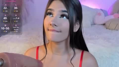 britanylin__ online show from March 5, 6:53 am