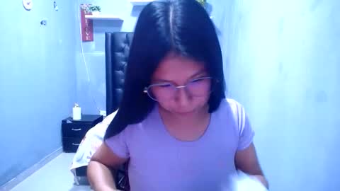 britanyx1 online show from June 11, 6:39 pm