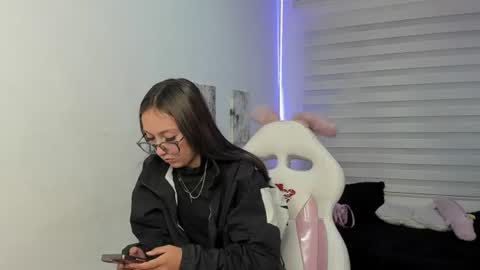 Snapshot of brith_ness chatting on June 25, 3:28 am Brith ness online show from June 25, 3:28 am