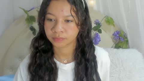 Snapshot of brithany_rousee chatting on January 9, 4:28 pm Brithany Rousee online show from January 9, 4:28 pm