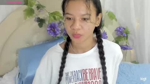 Snapshot of brithany_rousee chatting on January 15, 10:24 pm Brithany Rousee online show from January 15, 10:24 pm