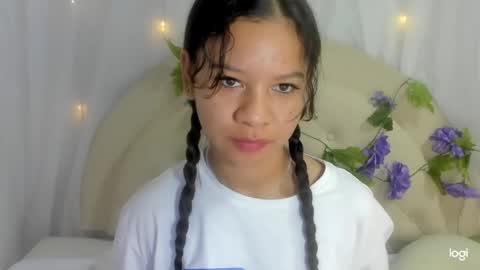 Snapshot of brithany_rousee chatting on January 16, 10:12 pm Brithany Rousee online show from January 16, 10:12 pm