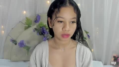 Snapshot of brithany_rousee chatting on January 21, 7:17 pm Brithany Rousee online show from January 21, 7:17 pm