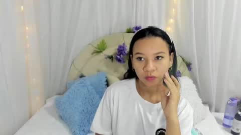 Snapshot of brithany_rousee chatting on January 23, 7:07 pm Brithany Rousee online show from January 23, 7:07 pm