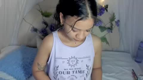 Snapshot of brithany_rousee chatting on January 24, 7:18 pm Brithany Rousee online show from January 24, 7:18 pm