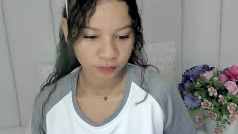 Snapshot of brithany_rousee chatting on February 5, 7:31 pm Brithany Rousee online show from February 5, 7:31 pm